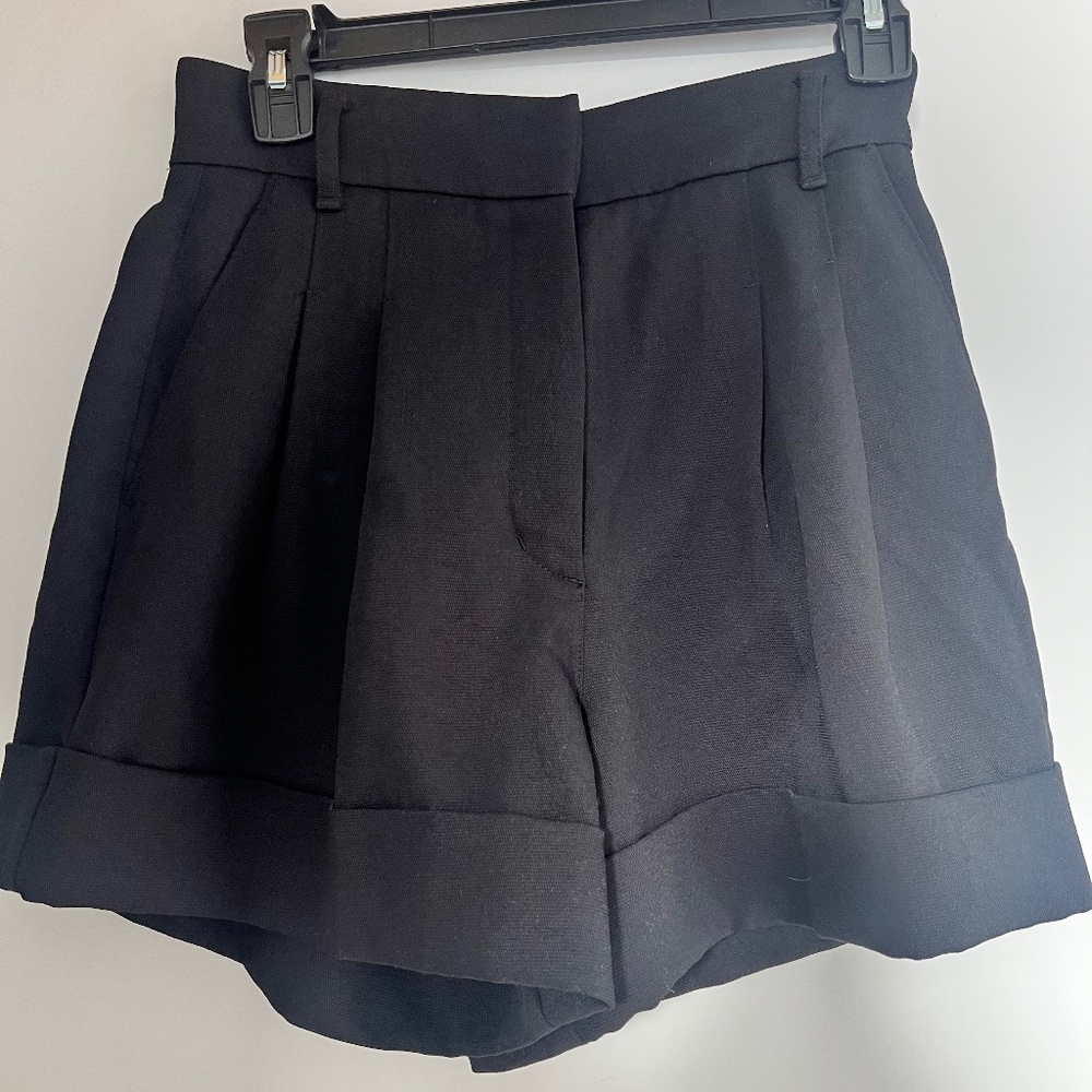 Aritzia black shorts